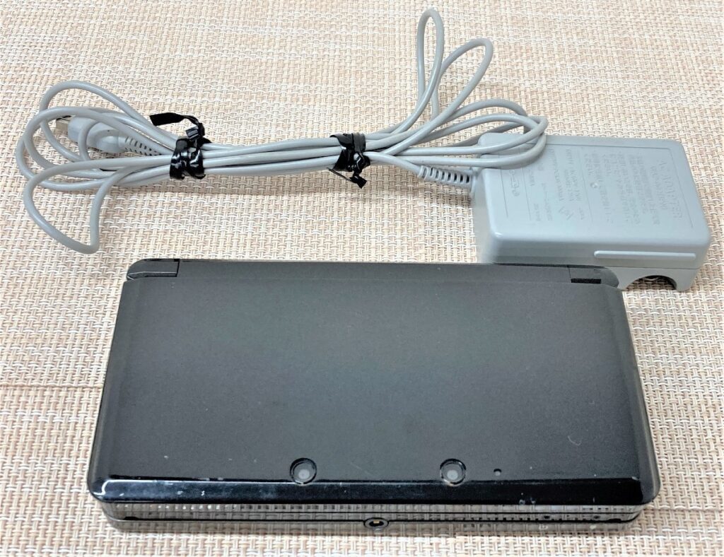 Nintendo ニンテンドー 任天堂 3DS 本体 ブラック CTR-001 本体 ACアダプター
