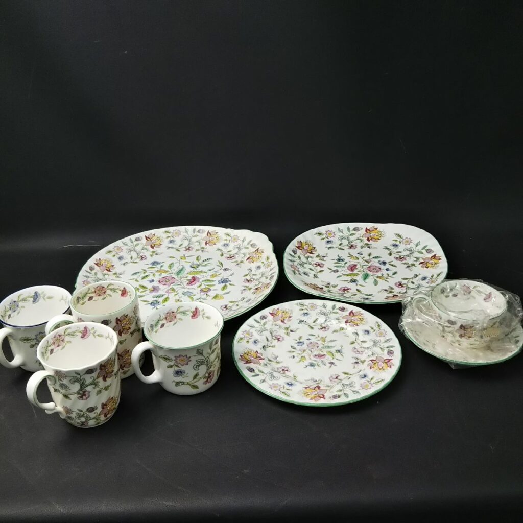 大量 MINTON ミントン 洋食器いろいろまとめて プレート/カップ&ソーサーなど 現状品