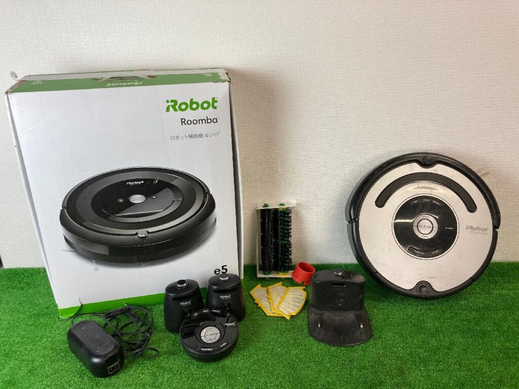 iRobot　アイロボット　Roomba　ルンバ　e5　2009年製　ロボット掃除機　充電器付き　箱付き　簡易通電確認済み
