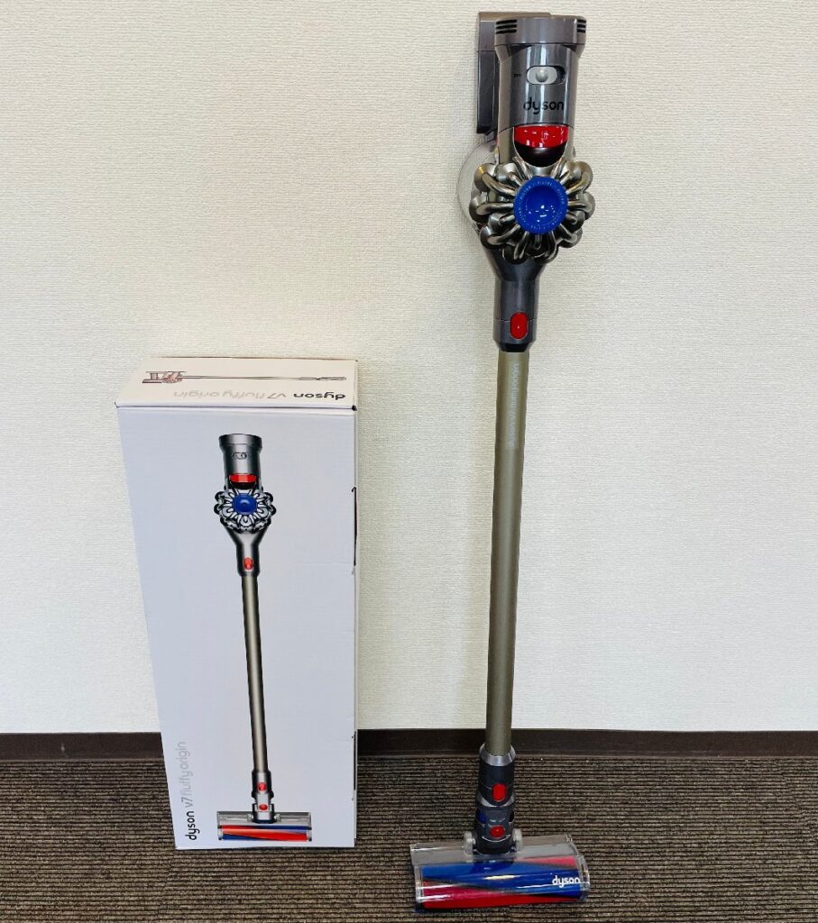 Dyson SV11 コードレスクリーナー V7 Fluffy Origin ダイソン 掃除機