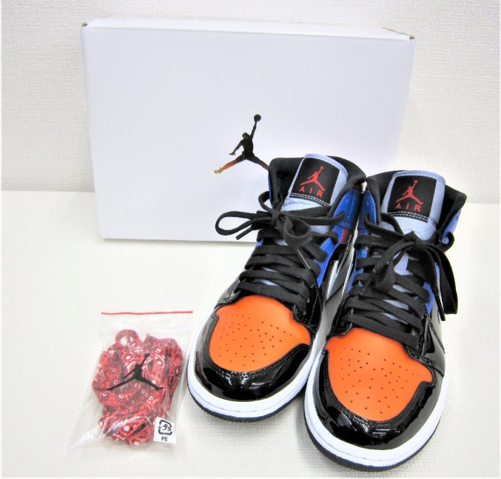NIKE ナイキ スニーカー AIR JORDAN エアジョーダン 1 MID SE CV5276-001 23.5cm
