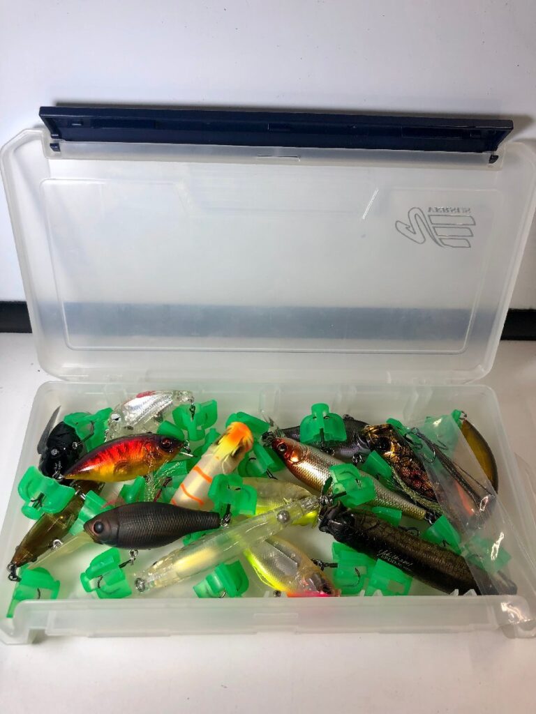 メガバス Megabass ルアー 14個 フィッシング 魚釣り 釣り針 擬餌 イカ セミ フナ 川 海 アウトドア