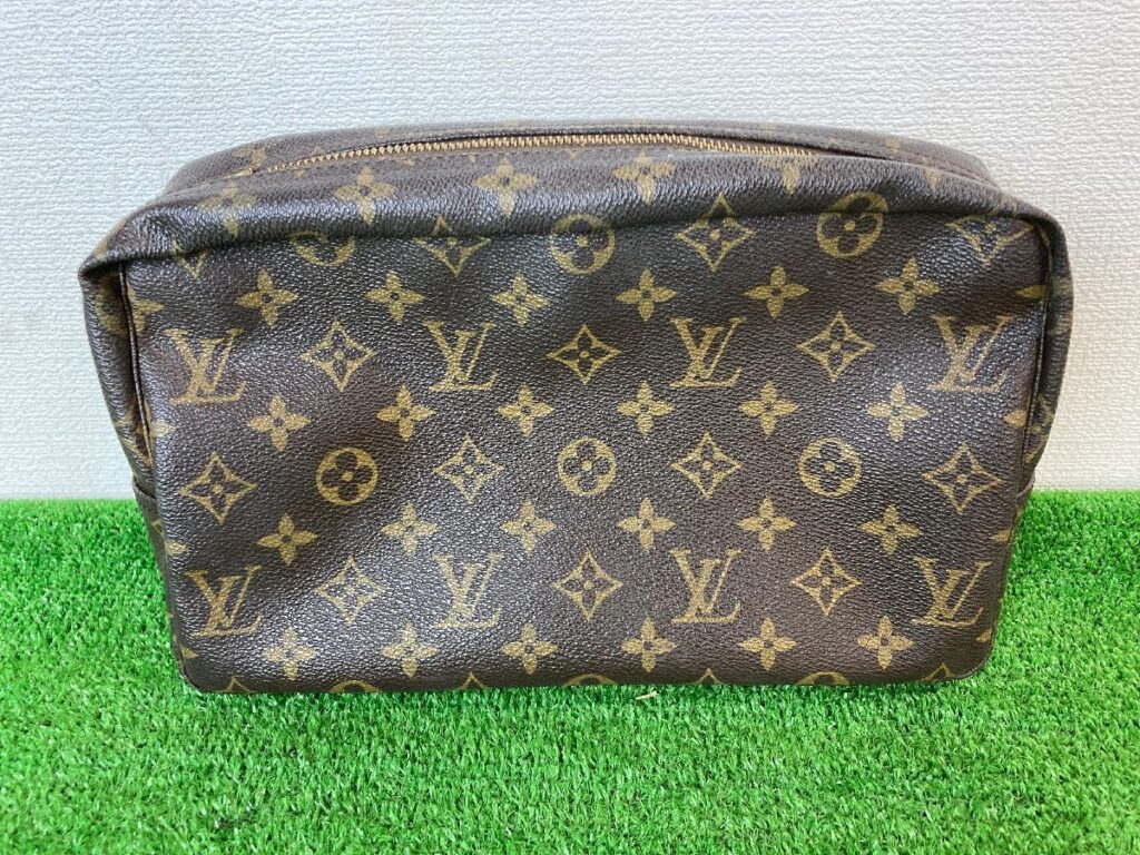 LOUIS VUITTON　ルイヴィトン　セカンドバッグ　ポーチ　トゥルーストワレット 27　モノグラム　ブラウン系　クラッチ