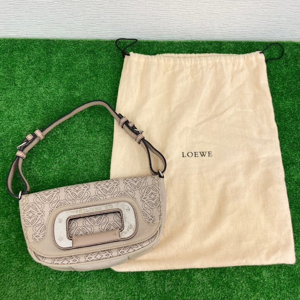 LOEWE ロエベ ワンショルダー ハンドバッグ アナグラム柄 レザー ベージュ系 保存袋付属
