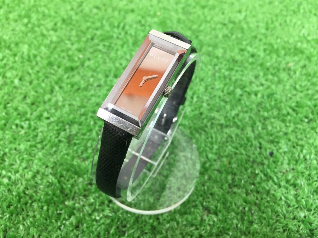 GUCCI グッチ 127.5 腕時計 ミラー文字盤 シルバー