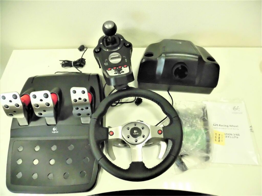 Logicool ロジクール G25 Racing Wheel レーシングホイール PS3対応 ステアリング 動作未確認 ジャンク