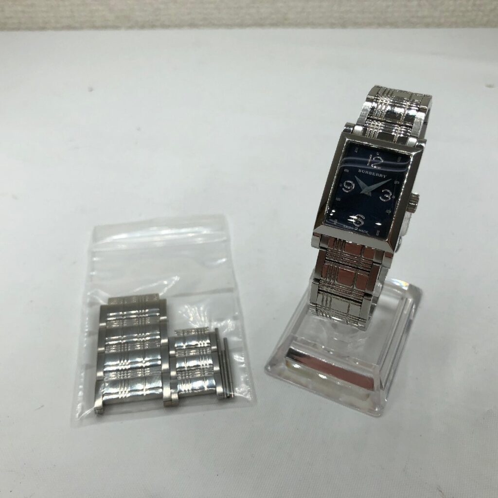 BURBERRY バーバリー BU8004 クォーツ 腕時計　文字盤青 スイス製 未稼働品 レディース
