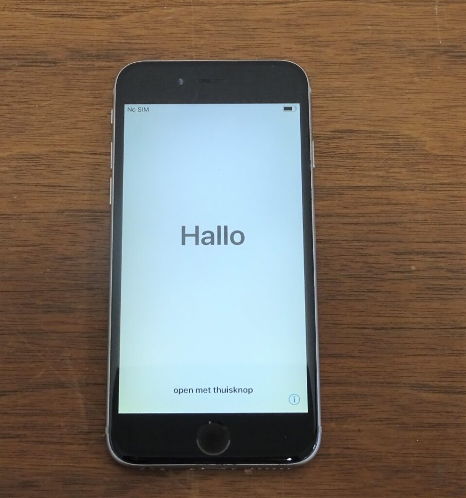 iPhone6　64GB　シルバー　初期化済　動作確認済