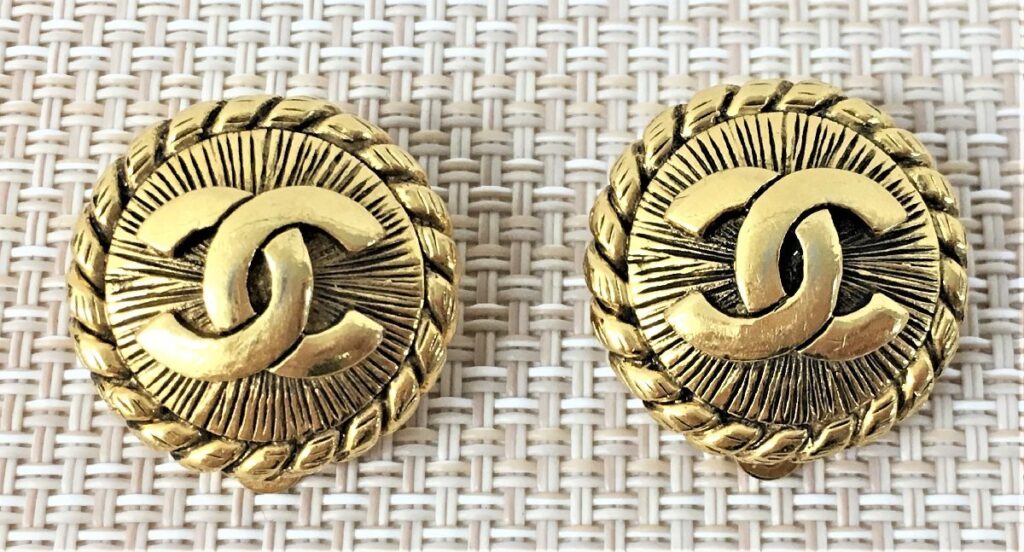 CHANEL シャネル イヤリング ゴールドカラー