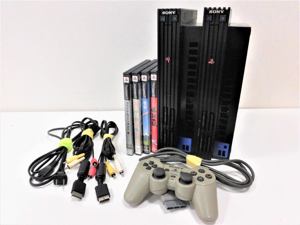 まとめ売り PS2 2台 SCPH-18000 SCPH-50000 コントローラー ソフト 塊魂 FF10 XIゴ 配線等 動作未確認 ジャンク