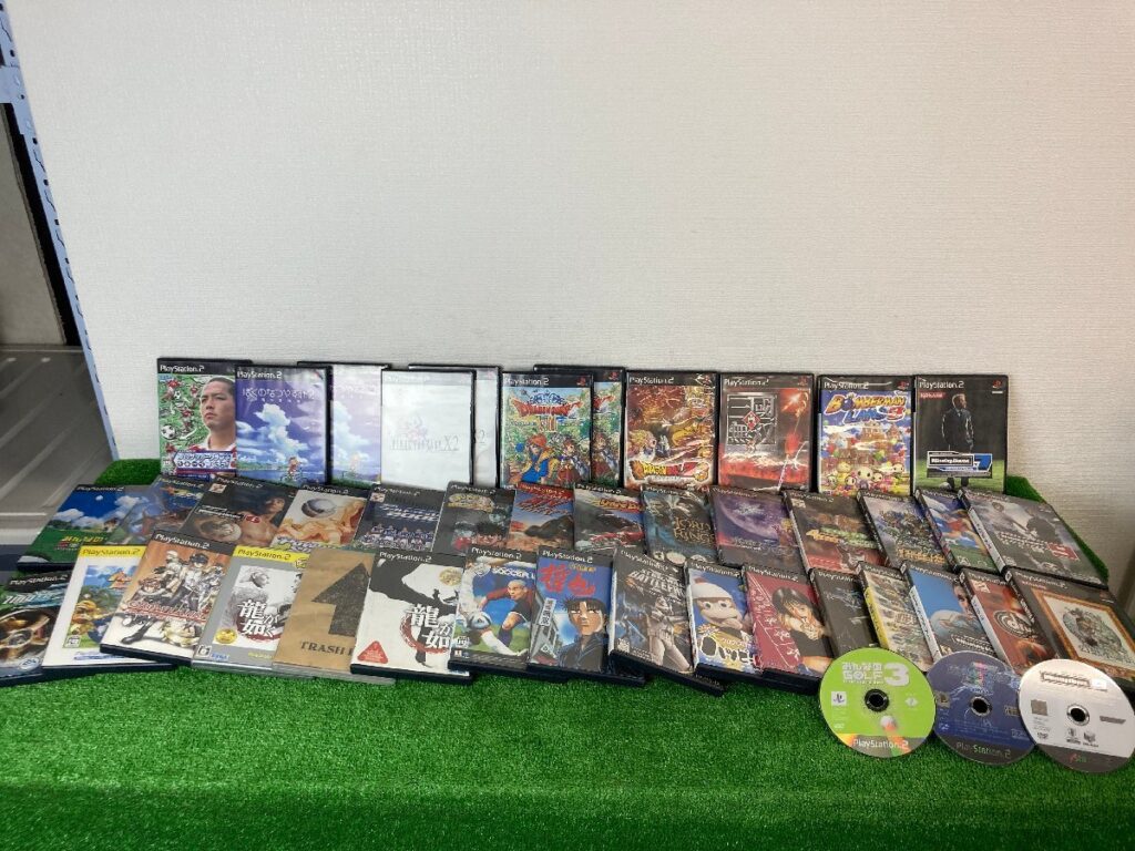 動作未確認　PS2　ソフト　まとめ売り　計43点　ぼくのなつやすみ2　ドラゴンクエスト　モンスターファーム　等