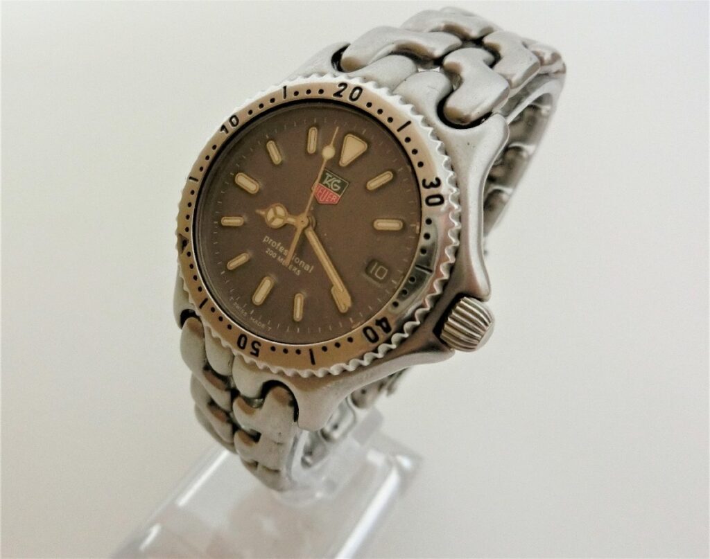TAG HEUER タグホイヤー WK1110 professional 200meters 腕時計