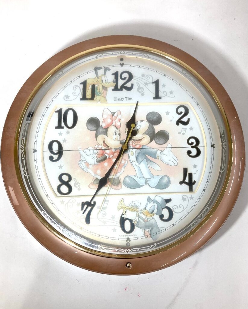 Disney ディズニー 時計 壁掛け時計 直径37cm ミッキー ミニー ドナルド 中古 通電確認済 DISNEY TIME スモールワールド