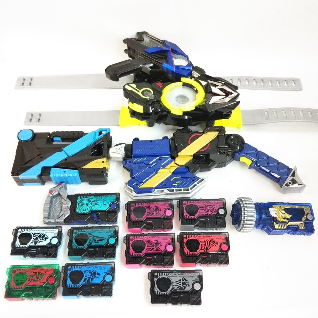 ライダーベルト 変身ベルト 関連品いろいろまとめて 詳細不明 動作未確認 現状品