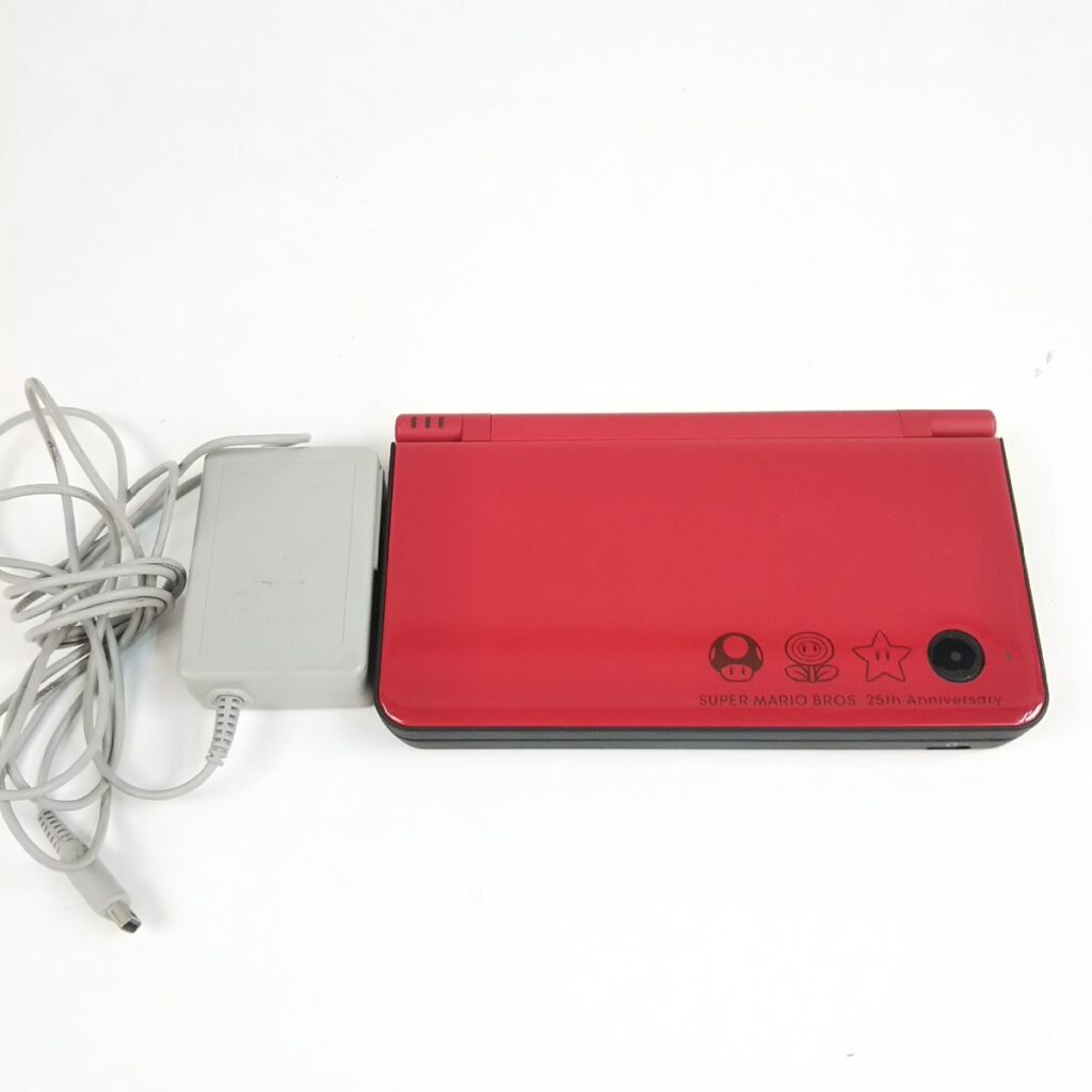 ニンテンドーDSiLL スーパーマリオブラザーズ 25周年モデル 現状品