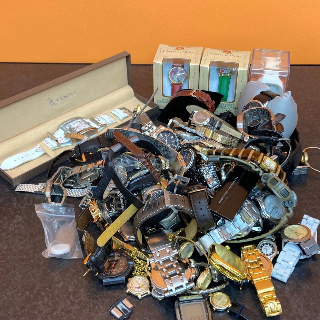 腕時計 まとめ売り 総重量5kg G-SHOCK CITIZEN SEIKO ルーニー・テューンズ 懐中時計 男性用 女性用 大量 まとめて