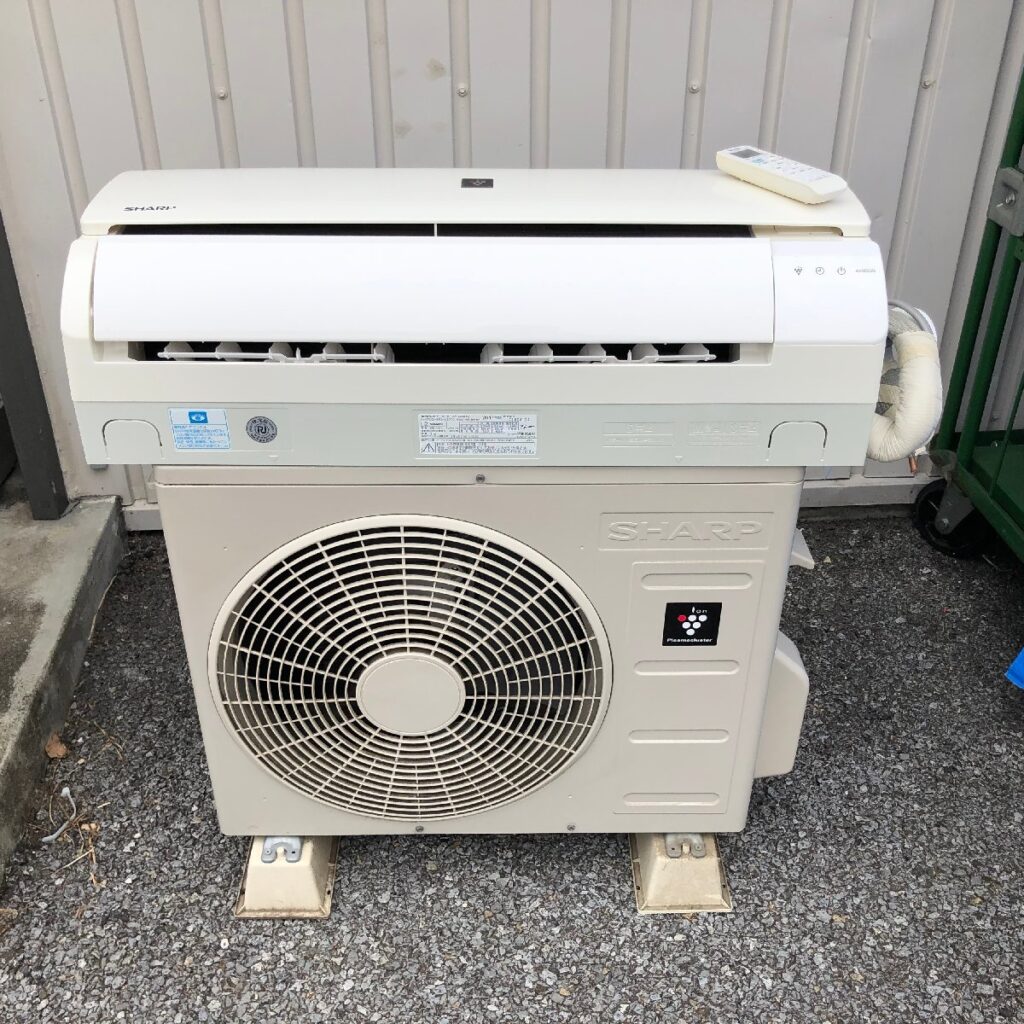 SHARP シャープ AY-G22DG セパレート型 ルームエアコン　通電,動作確認済み 2017年製 主に6畳 エアコン 空調
