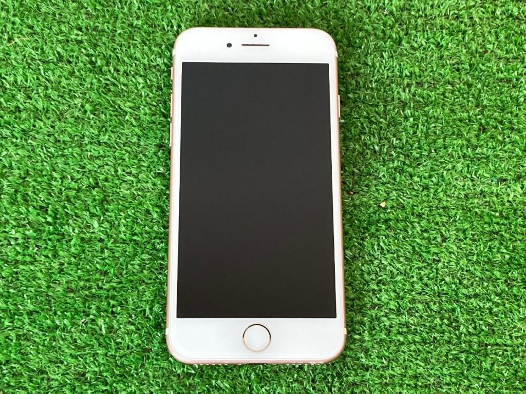 iPhone 7　128GB　ローズゴールド　キャリア au　ネットワーク判定〇　A1779　MNCN２J　初期化済み