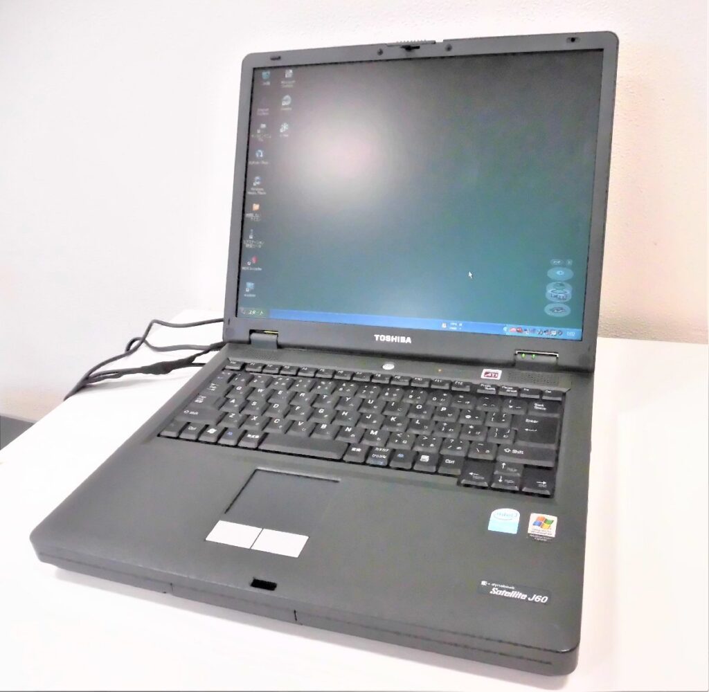 TOSHIBA dynabook Satellite J60 146C/5 PSJ601TC5H8EKW