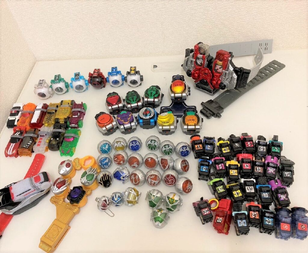仮面ライダー グッズ まとめ ウィザード ドリング 鎧武 ロックシード ドライブ ドライバー ダブル フォーゼ スイッチ