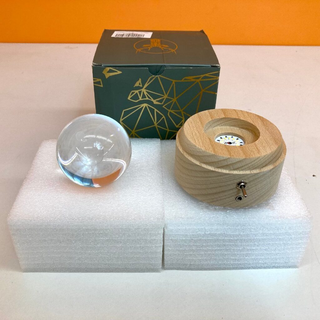 Yibaision 回転オルゴール クリスタル ボール 間接照明 LED 宇宙 惑星 土星 銀河 スペース 木製 インテリア