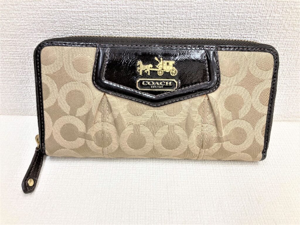コーチ COACH アコーディオン ジップアラウンド 長財布 マディソンオプアート ラウンドファスナー