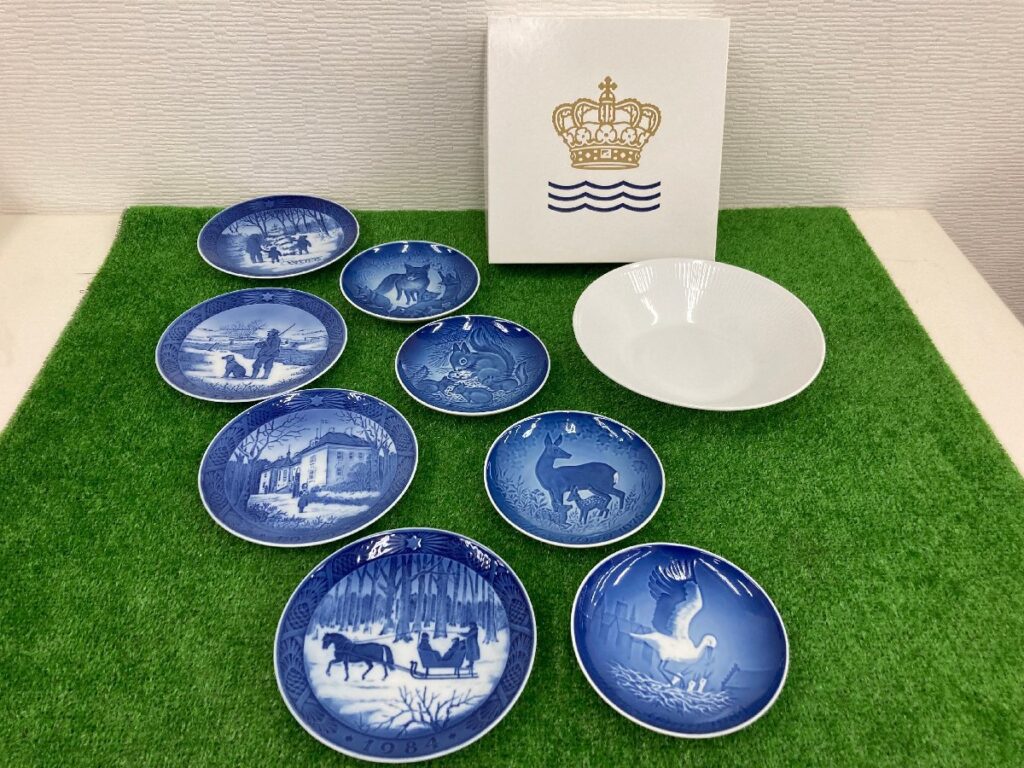 ROYAL COPENHAGEN 1975 77 79 84年 イヤープレート/マザーズデープレート/ディーププレート 606