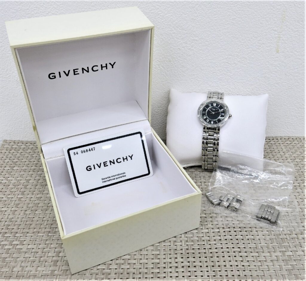 GIVENCHY ジバンシィ メンズ 腕時計 REG 1558962 クォーツ SS ブラック文字盤