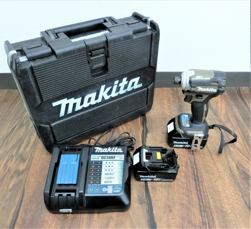 makita マキタ 充電式インパクトドライバ TD171D 18V ケース付き