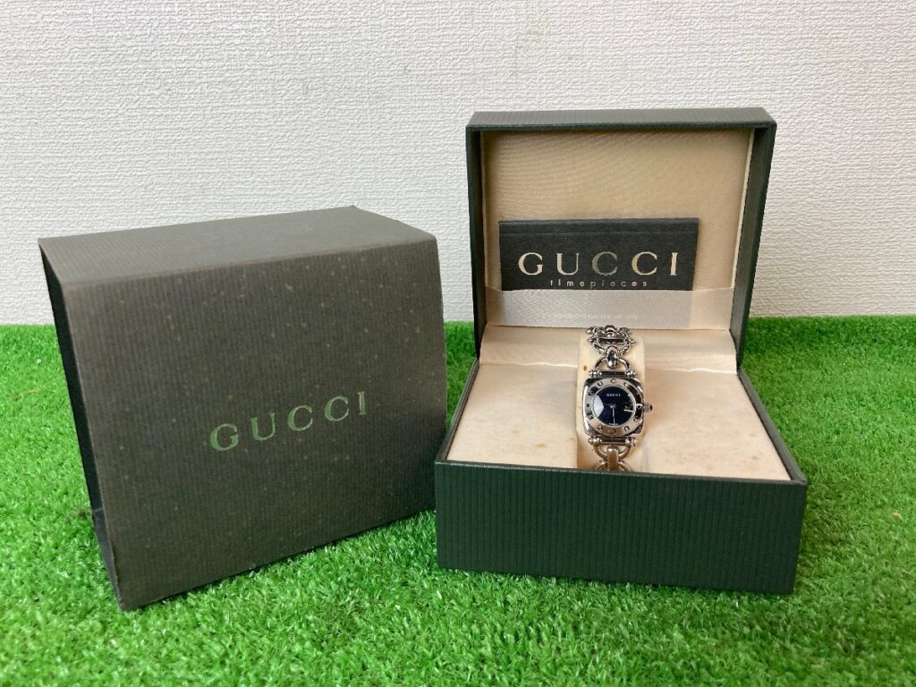 GUCCI グッチ 6400L 腕時計 ホースビット クォーツ QZ レディース ブラック文字盤 ウォッチ ブレスウォッチ シルバー