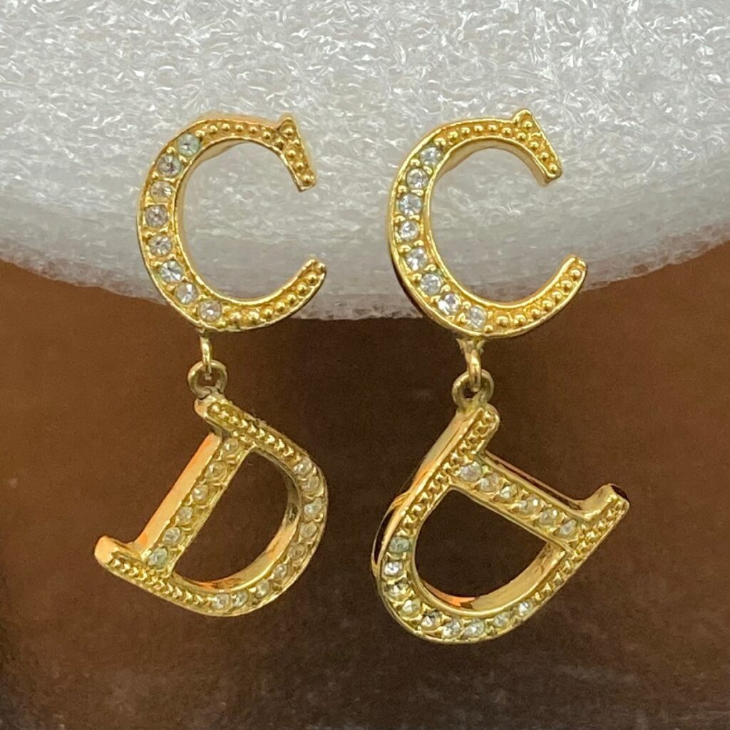 ChristianDior クリスチャンディオール CDロゴ ピアス 耳飾り アクセサリー レディース ゴールド