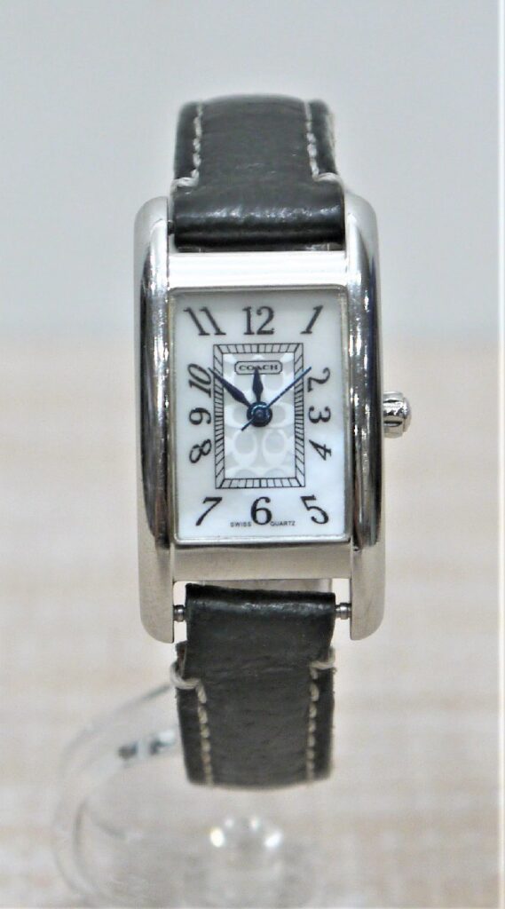 COACH(コーチ) QUARTZ クォーツ腕時計 レディース シルバー EST.1941 CA.16.7.14.0406