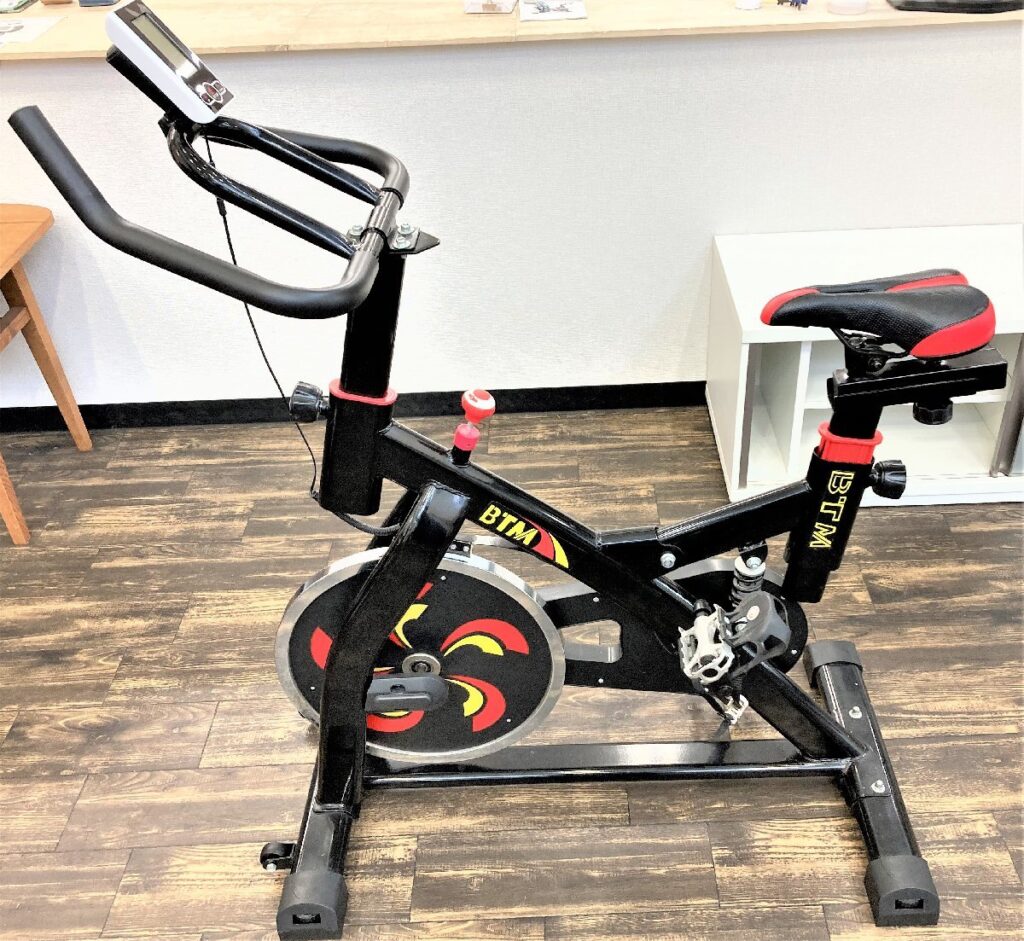 BTM スピンバイク フィットネスバイク 健康器具 エクササイズ