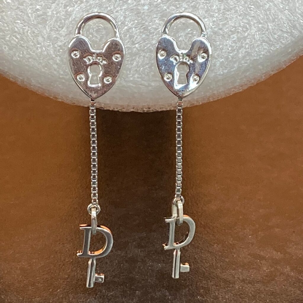 クリスチャン・ディオール Christian Dior ハート カデナ 鍵モチーフ ピアス シルバーカラー
