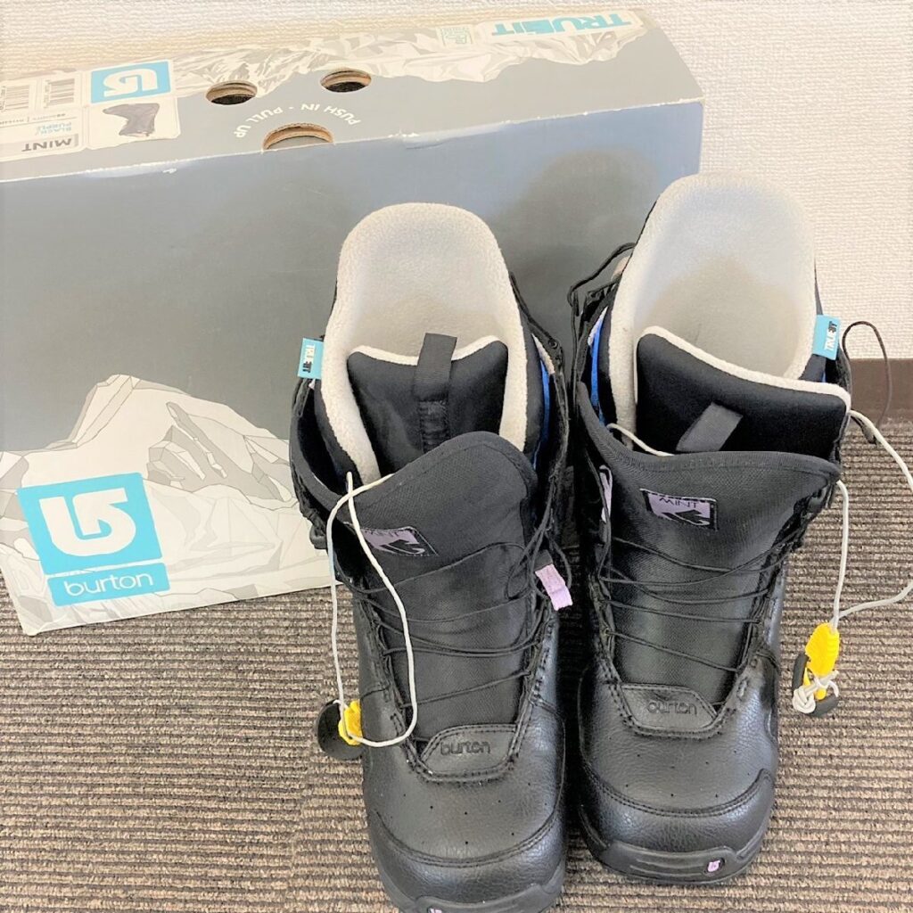 Burton MINT スノーボード ブーツ レディース 24.5cm B8164201K BLACK/PURPLE