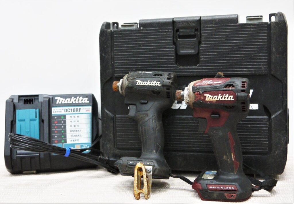 MAKITA　マキタ　18V 充電式インパクトドライバー TD171D 2個 充電器セット