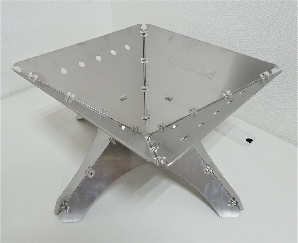フラット焚き火台 テンマクデザイン ウィンナーウェル TM-910125 tent-mark WINNERWELL