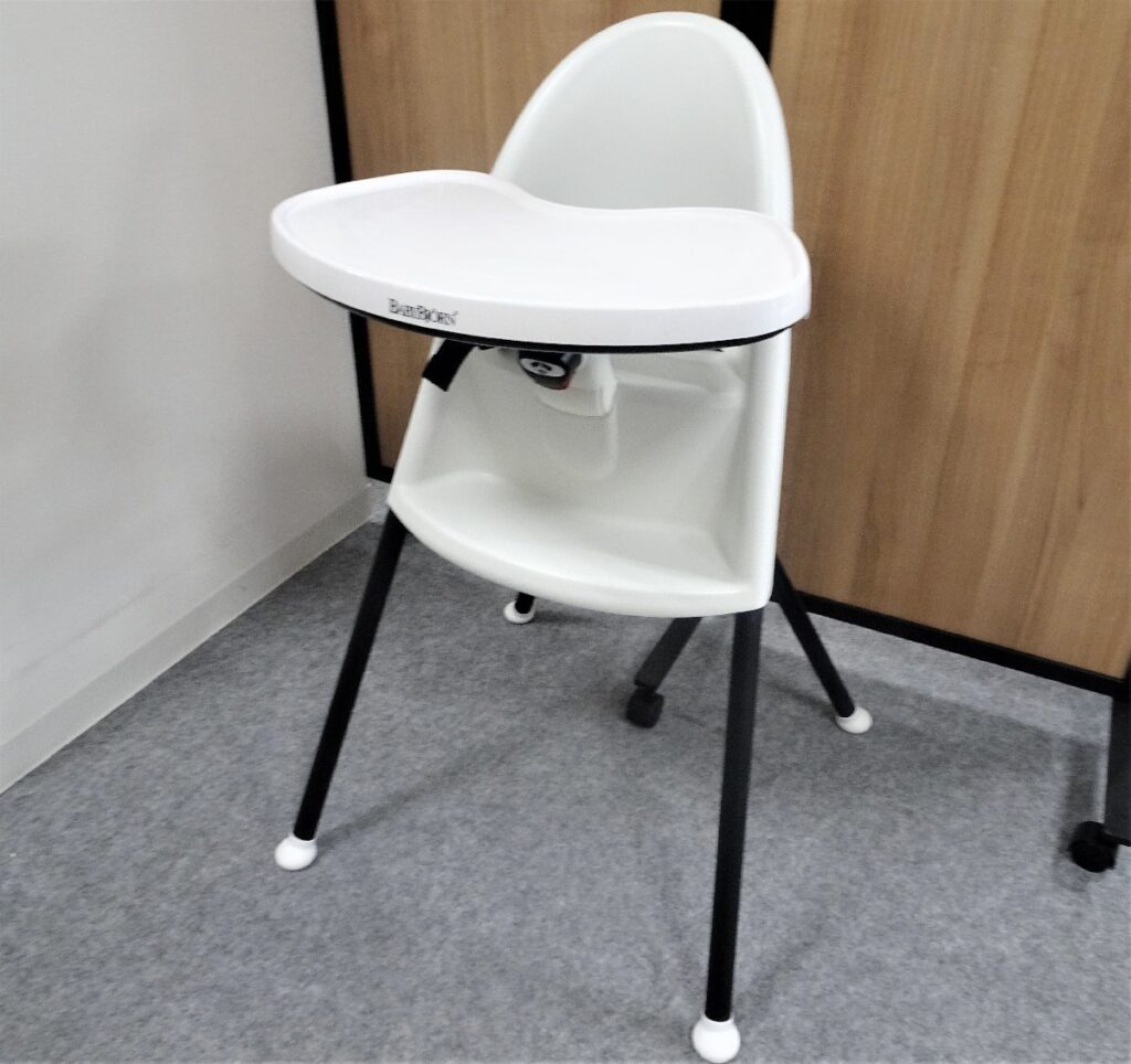 BABY BJORN ベビービョルン SE-330 赤ちゃん用 椅子 イス テーブル付き 分解可能 ハイチェアー