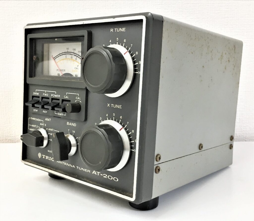 TRIO-KENWOOD ANTENNA TUNER トリオ アンテナチューナー AT-200