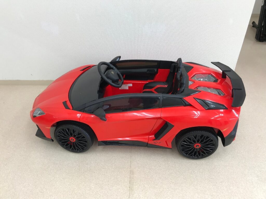 Lamborghini ランボルギーニ 乗用ラジコン レッド 乗用玩具 子供用 おもちゃ 充電コード欠品