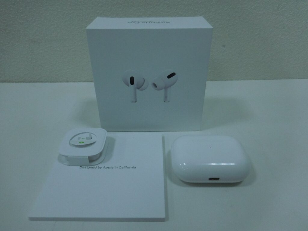 Apple Air Pods Pro ワイヤレスイヤホン A2084 充電コード欠品