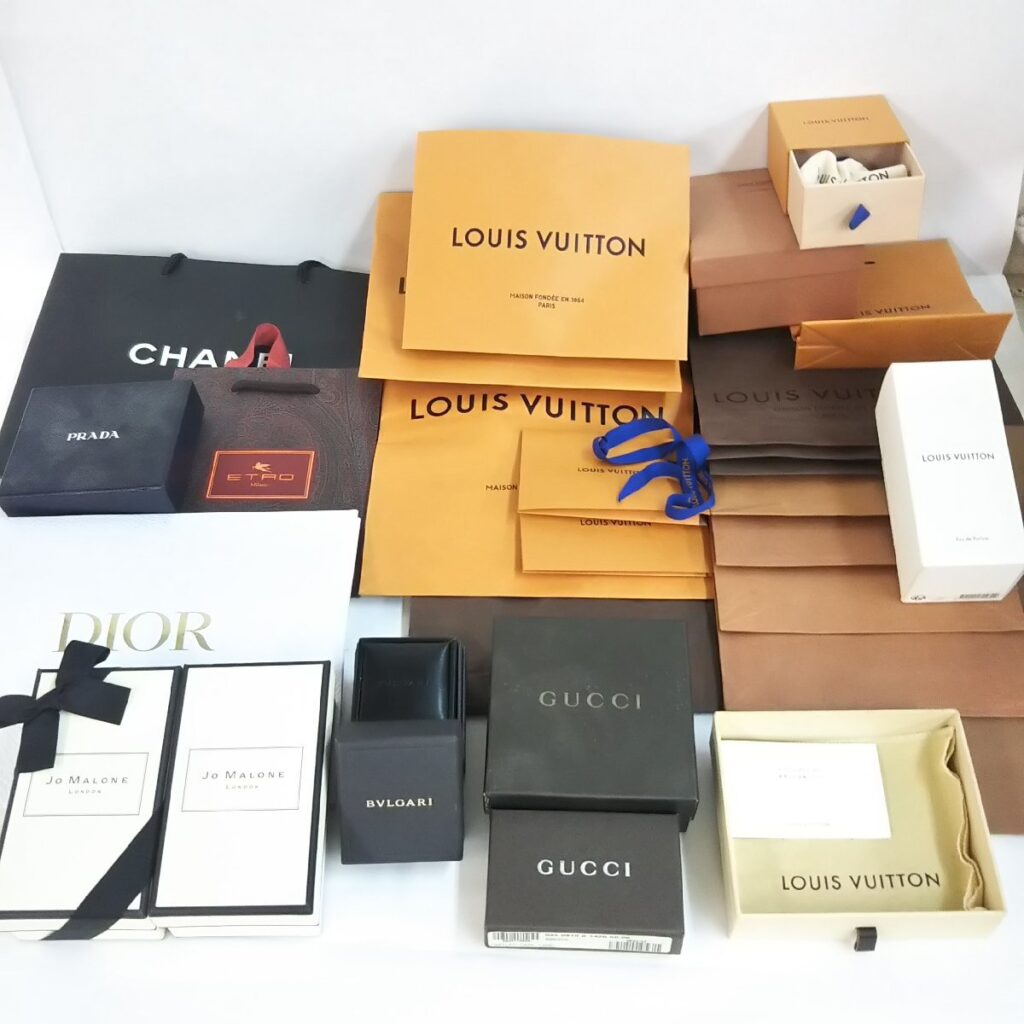 大量 各種ブランド箱いろいろまとめて 空き箱のみ 保存袋/ショッパー ※バッグなどの本体なし 現状品