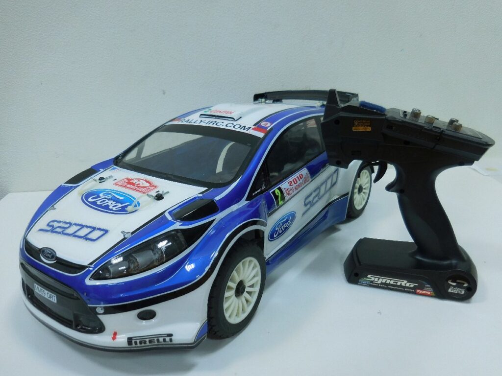 京商 KYOSHO 1/9 ブラシレスパワード4WD ラリーカー DRX VE レディセット フォードフィエスタ バッテリーなし