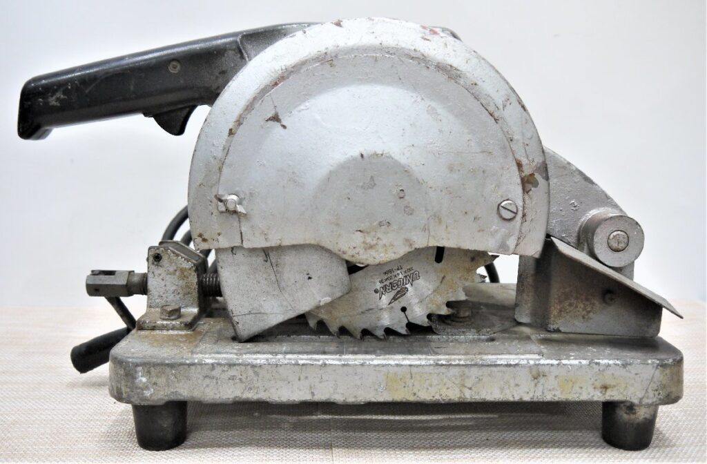 SHINDAIWA 新ダイワ 180mm チップソーカッター LA66 切断機 鉄工 電動工具