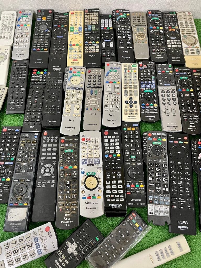 リモコン まとめ 大量 Panasonic SONY TOSHIBA SHARP HITACHI MITSUBISHI 40個以上 ソニー 東芝 テレビ 電気