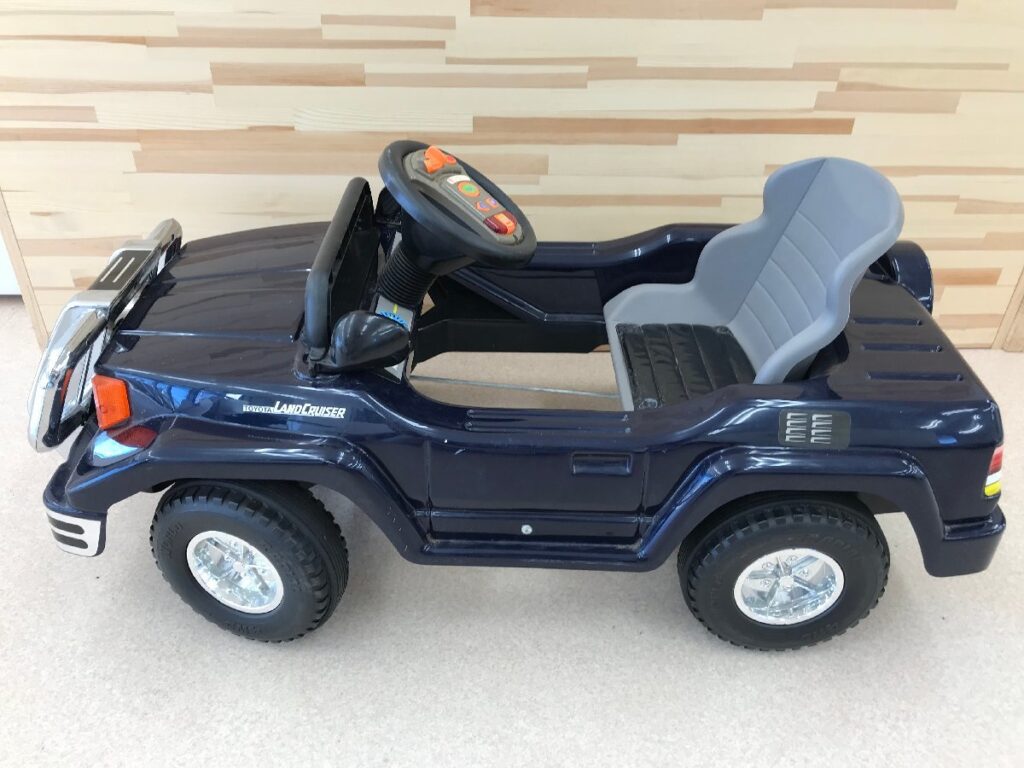 TOYOTA トヨタ LAND CRUISER ランドクルーザー 乗用玩具 ペダルカー おもちゃ 子供用