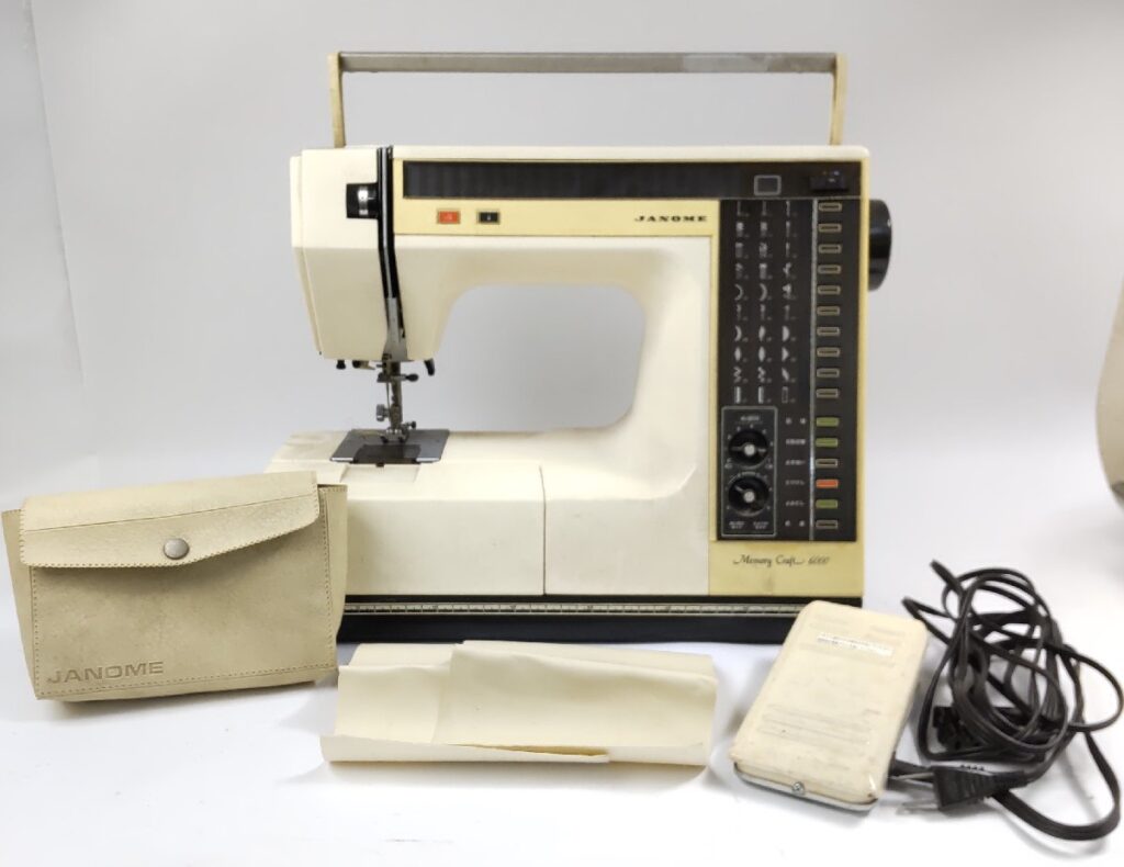 通電OK!! JANOME ジャノメ ミシン 6000 フットコントローラー付属 現状品