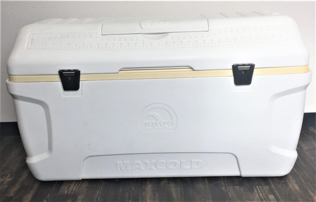 イーグル IGLOO 巨大 クーラーボックス マックスコールド アウトドア