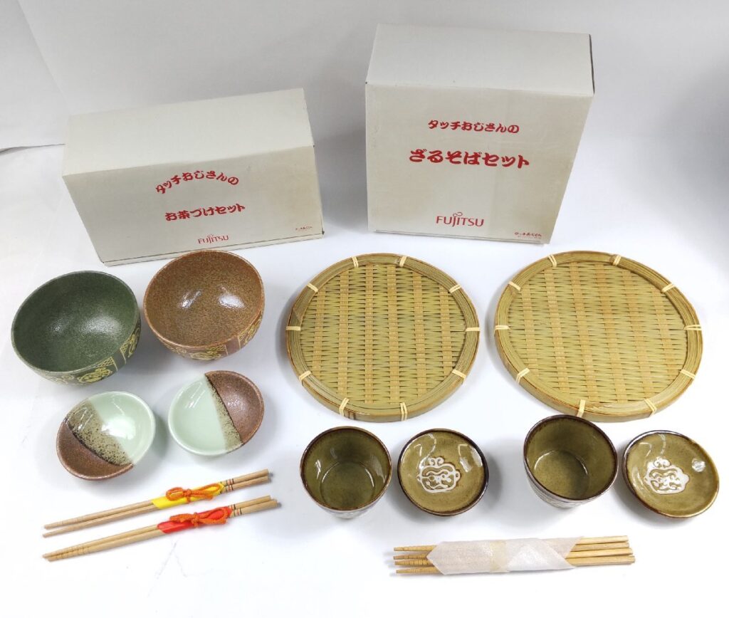 未使用 FUJITSU タッチおじさん ざるそばセット お茶づけセット 食器2点セット 富士通 皿 現状品