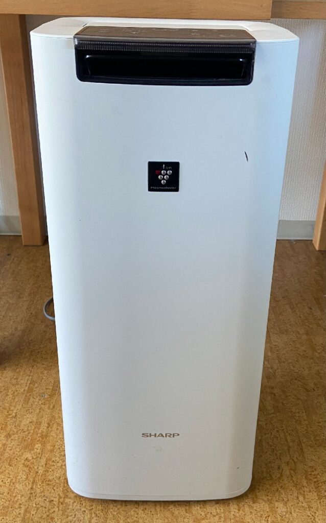 SHARP シャープ 加湿空気清浄機 床置型 KI-HS40-W 2019年製 プラズマクラスター